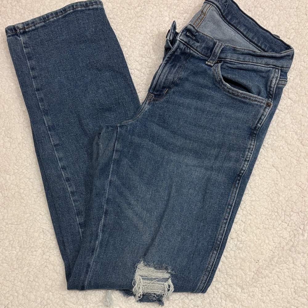 Classic Blue Women's Low Rise Straight Ripped Jeans